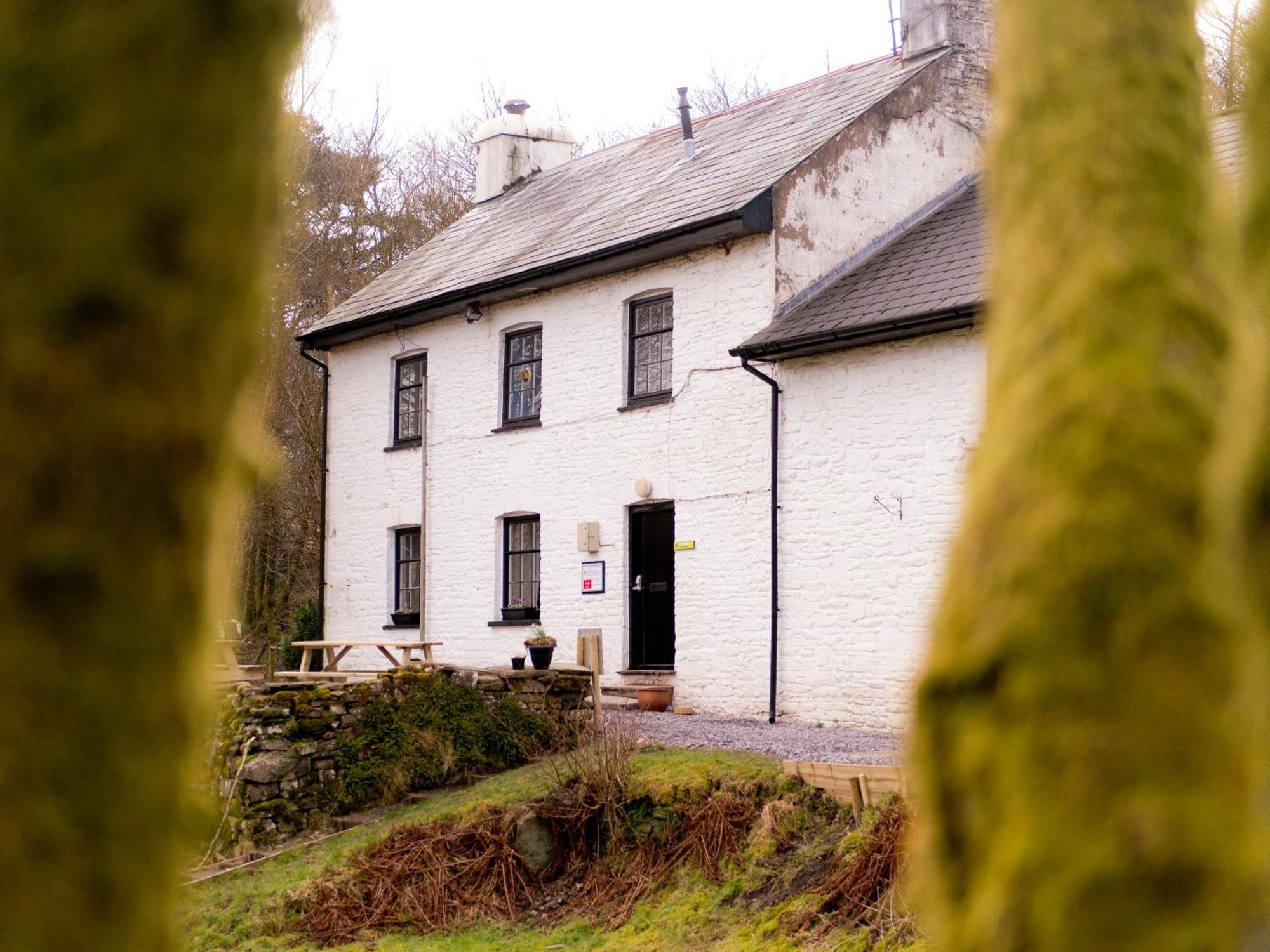 Хостел Yha Brecon Beacons Экстерьер фото