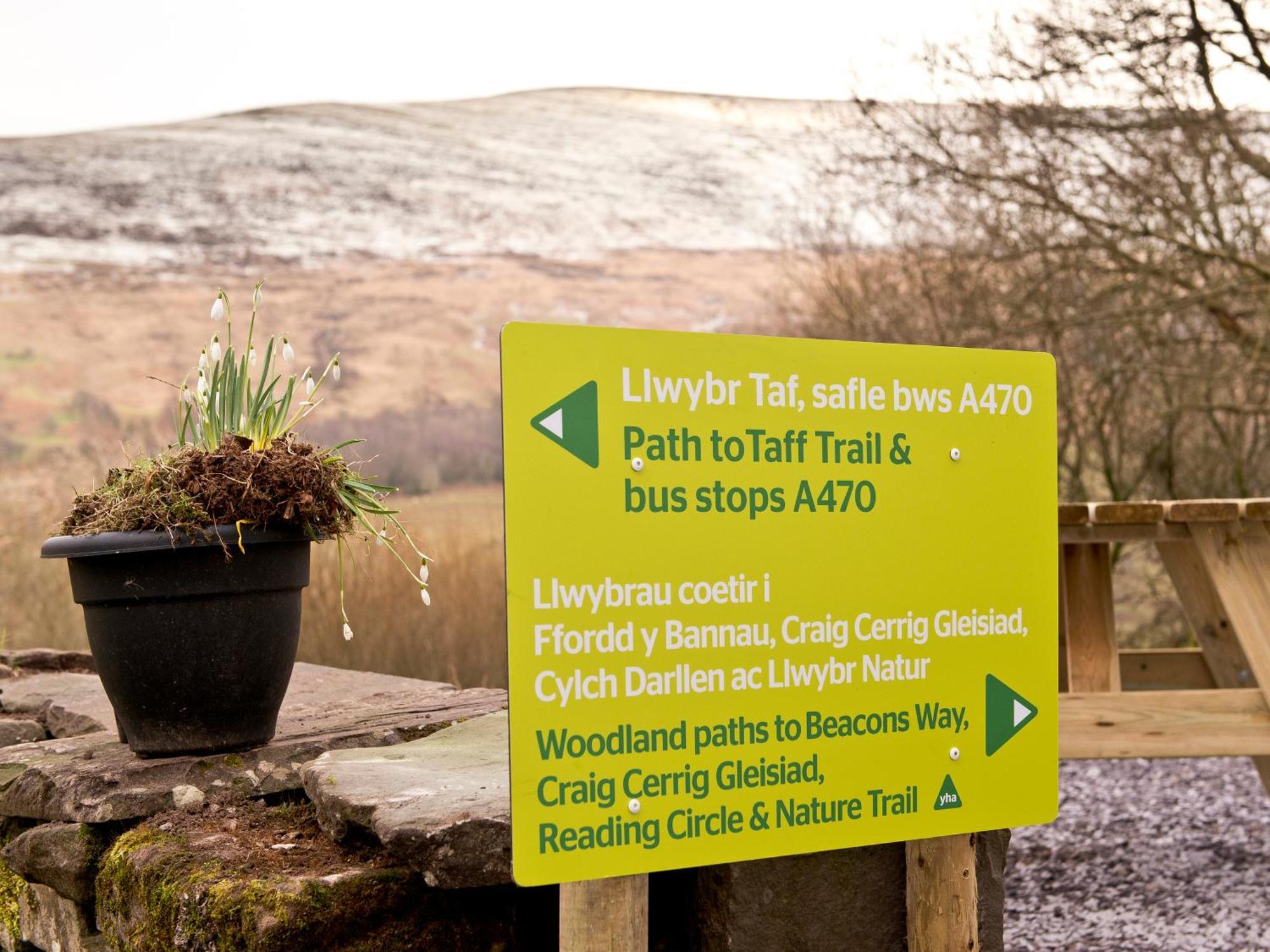 Хостел Yha Brecon Beacons Экстерьер фото